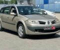 Бежевый Рено Меган, объемом двигателя 1.9 л и пробегом 295 тыс. км за 4990 $, фото 2 на Automoto.ua
