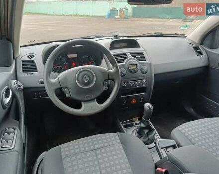 Бежевый Рено Меган, объемом двигателя 1.6 л и пробегом 234 тыс. км за 4750 $, фото 15 на Automoto.ua