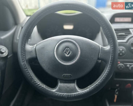 Бежевый Рено Меган, объемом двигателя 1.6 л и пробегом 248 тыс. км за 4699 $, фото 12 на Automoto.ua