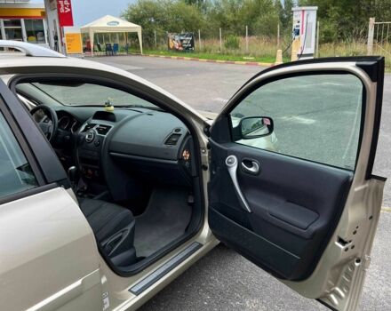 Бежевий Рено Меган, об'ємом двигуна 1.6 л та пробігом 274 тис. км за 5200 $, фото 16 на Automoto.ua