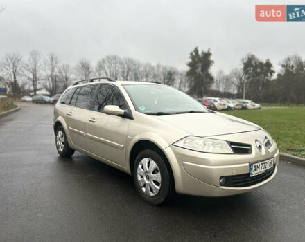 Бежевый Рено Меган, объемом двигателя 1.6 л и пробегом 248 тыс. км за 4699 $, фото 2 на Automoto.ua