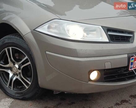 Бежевый Рено Меган, объемом двигателя 1.6 л и пробегом 234 тыс. км за 4750 $, фото 3 на Automoto.ua