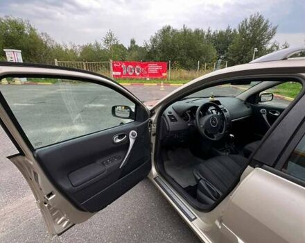 Бежевый Рено Меган, объемом двигателя 1.6 л и пробегом 274 тыс. км за 6200 $, фото 15 на Automoto.ua