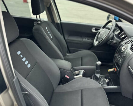 Бежевий Рено Меган, об'ємом двигуна 1.6 л та пробігом 210 тис. км за 6200 $, фото 30 на Automoto.ua