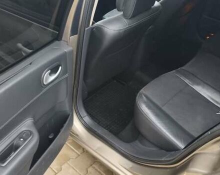 Бежевый Рено Меган, объемом двигателя 1.5 л и пробегом 311 тыс. км за 5800 $, фото 8 на Automoto.ua