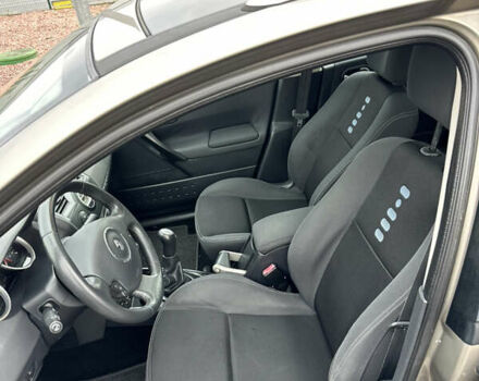 Бежевий Рено Меган, об'ємом двигуна 1.6 л та пробігом 210 тис. км за 6200 $, фото 14 на Automoto.ua