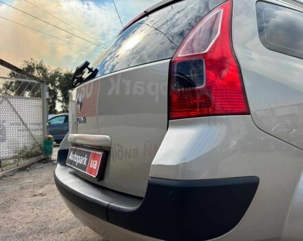 Бежевый Рено Меган, объемом двигателя 1.5 л и пробегом 290 тыс. км за 5890 $, фото 11 на Automoto.ua