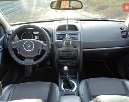 Бежевый Рено Меган, объемом двигателя 1.5 л и пробегом 290 тыс. км за 5600 $, фото 12 на Automoto.ua