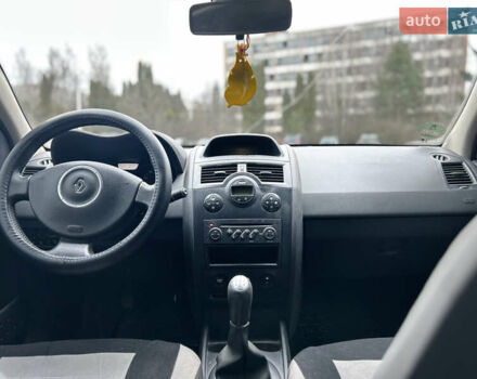Бежевый Рено Меган, объемом двигателя 1.6 л и пробегом 248 тыс. км за 4599 $, фото 15 на Automoto.ua