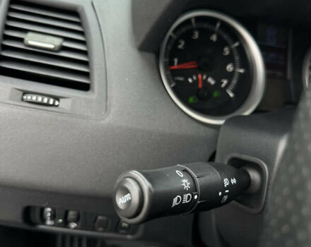 Бежевий Рено Меган, об'ємом двигуна 1.6 л та пробігом 210 тис. км за 6200 $, фото 15 на Automoto.ua