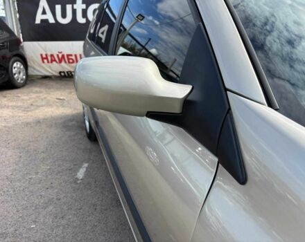 Бежевый Рено Меган, объемом двигателя 1.5 л и пробегом 290 тыс. км за 5890 $, фото 9 на Automoto.ua