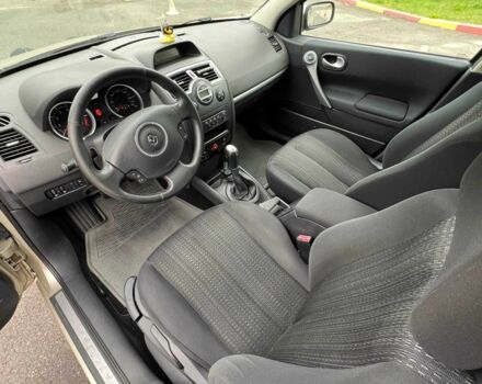 Бежевий Рено Меган, об'ємом двигуна 1.6 л та пробігом 274 тис. км за 5200 $, фото 4 на Automoto.ua