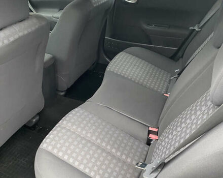 Бежевый Рено Меган, объемом двигателя 1.6 л и пробегом 230 тыс. км за 5650 $, фото 10 на Automoto.ua