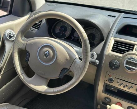 Бежевый Рено Меган, объемом двигателя 1.9 л и пробегом 295 тыс. км за 3990 $, фото 16 на Automoto.ua