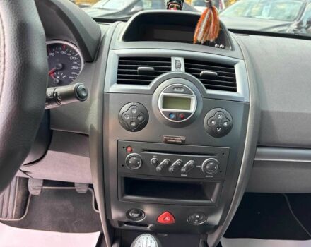 Бежевый Рено Меган, объемом двигателя 1.5 л и пробегом 290 тыс. км за 5890 $, фото 19 на Automoto.ua