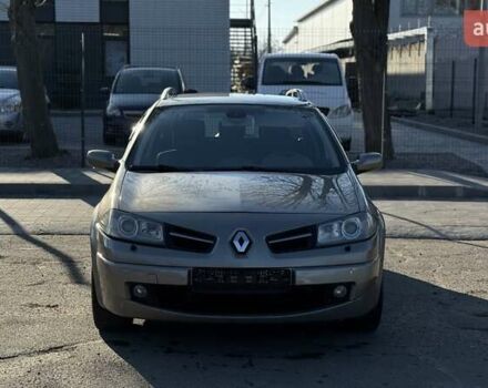 Бежевый Рено Меган, объемом двигателя 1.6 л и пробегом 209 тыс. км за 5650 $, фото 2 на Automoto.ua