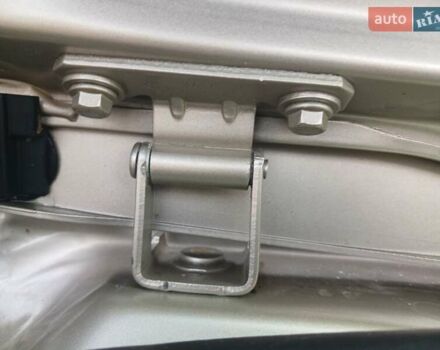 Бежевый Рено Меган, объемом двигателя 1.6 л и пробегом 227 тыс. км за 5900 $, фото 31 на Automoto.ua