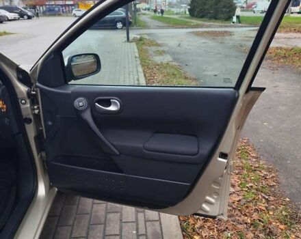 Бежевий Рено Меган, об'ємом двигуна 1.6 л та пробігом 191 тис. км за 6000 $, фото 42 на Automoto.ua