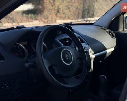 Бежевый Рено Меган, объемом двигателя 1.6 л и пробегом 209 тыс. км за 5650 $, фото 19 на Automoto.ua