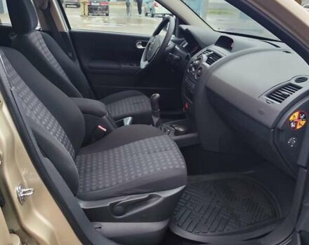 Бежевий Рено Меган, об'ємом двигуна 1.6 л та пробігом 191 тис. км за 6000 $, фото 45 на Automoto.ua