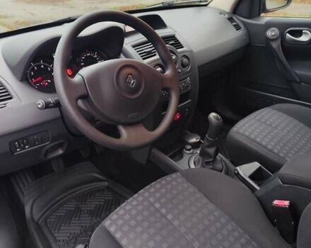 Бежевый Рено Меган, объемом двигателя 1.6 л и пробегом 191 тыс. км за 5900 $, фото 20 на Automoto.ua