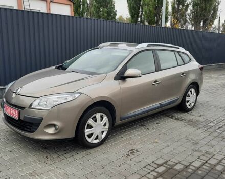Рено Меган 2009 у Кропивницькому (Кіровограді) на Automoto.ua Бежевий Рено Меган, об'ємом двигуна 1.4 л та пробігом 178 тис. км за 6800 $, фото 3 на Automoto.ua