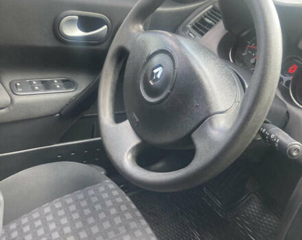 Рено Меган 2009 у Рівному на Automoto.ua Бежевий Рено Меган, об'ємом двигуна 1.6 л та пробігом 333 тис. км за 4650 $, фото 14 на Automoto.ua