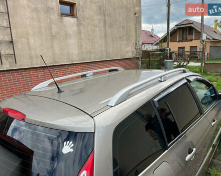 Бежевый Рено Меган, объемом двигателя 1.6 л и пробегом 333 тыс. км за 4100 $, фото 10 на Automoto.ua