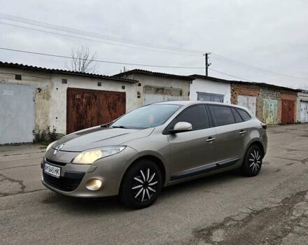 Бежевый Рено Меган, объемом двигателя 1.6 л и пробегом 209 тыс. км за 5750 $, фото 1 на Automoto.ua