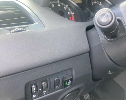Рено Меган 2009 у Рівному на Automoto.ua Бежевий Рено Меган, об'ємом двигуна 1.6 л та пробігом 333 тис. км за 4650 $, фото 7 на Automoto.ua