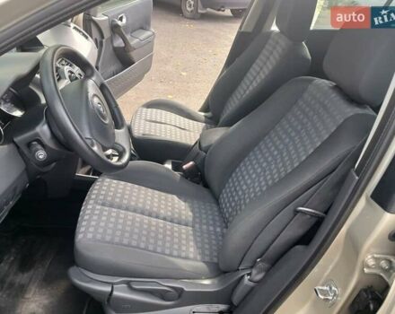 Бежевый Рено Меган, объемом двигателя 1.6 л и пробегом 227 тыс. км за 5900 $, фото 16 на Automoto.ua
