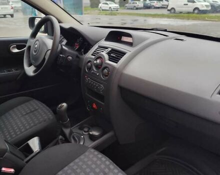 Бежевый Рено Меган, объемом двигателя 1.6 л и пробегом 191 тыс. км за 5900 $, фото 42 на Automoto.ua