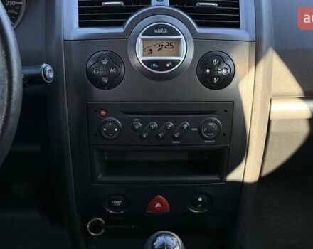 Бежевый Рено Меган, объемом двигателя 1.6 л и пробегом 209 тыс. км за 5650 $, фото 27 на Automoto.ua