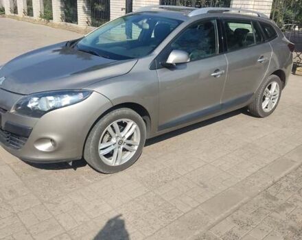 Бежевий Рено Меган, об'ємом двигуна 1.87 л та пробігом 275 тис. км за 7300 $, фото 24 на Automoto.ua