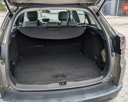 Рено Меган 2009 в Козовой на Automoto.ua Бежевый Рено Меган, объемом двигателя 1.46 л и пробегом 365 тыс. км за 5990 $, фото 6 на Automoto.ua