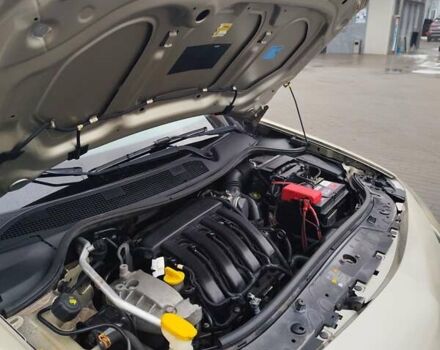 Бежевый Рено Меган, объемом двигателя 1.6 л и пробегом 191 тыс. км за 5900 $, фото 47 на Automoto.ua