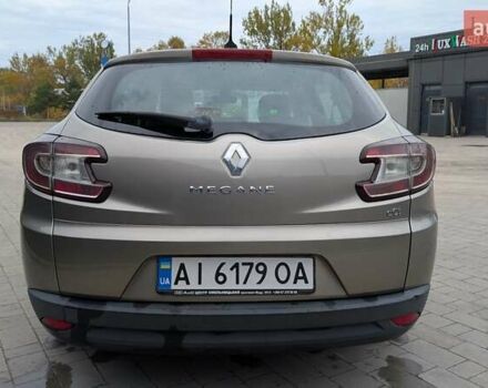 Рено Меган 2009 в Козовой на Automoto.ua Бежевый Рено Меган, объемом двигателя 1.46 л и пробегом 365 тыс. км за 5990 $, фото 1 на Automoto.ua