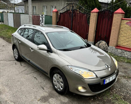 Бежевый Рено Меган, объемом двигателя 1.6 л и пробегом 194 тыс. км за 7399 $, фото 3 на Automoto.ua