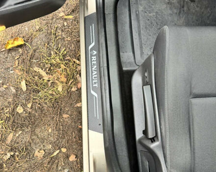 Бежевый Рено Меган, объемом двигателя 1.6 л и пробегом 194 тыс. км за 7399 $, фото 42 на Automoto.ua