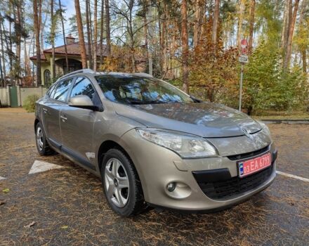 Бежевый Рено Меган, объемом двигателя 1.6 л и пробегом 211 тыс. км за 7350 $, фото 1 на Automoto.ua