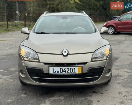 Бежевий Рено Меган, об'ємом двигуна 1.4 л та пробігом 212 тис. км за 6300 $, фото 1 на Automoto.ua