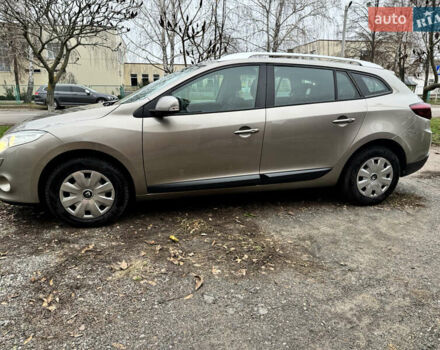 Бежевый Рено Меган, объемом двигателя 1.6 л и пробегом 194 тыс. км за 7399 $, фото 13 на Automoto.ua