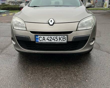 Бежевый Рено Меган, объемом двигателя 1.46 л и пробегом 283 тыс. км за 7100 $, фото 24 на Automoto.ua