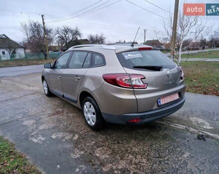 Бежевый Рено Меган, объемом двигателя 1.6 л и пробегом 258 тыс. км за 7349 $, фото 5 на Automoto.ua