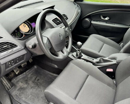 Бежевый Рено Меган, объемом двигателя 1.6 л и пробегом 194 тыс. км за 7399 $, фото 26 на Automoto.ua