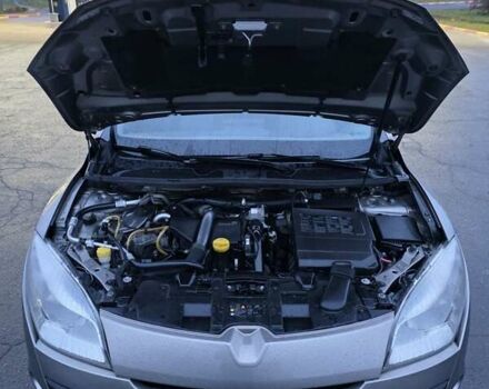 Бежевый Рено Меган, объемом двигателя 1.46 л и пробегом 252 тыс. км за 5200 $, фото 8 на Automoto.ua