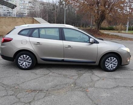 Бежевый Рено Меган, объемом двигателя 1.6 л и пробегом 173 тыс. км за 7499 $, фото 2 на Automoto.ua