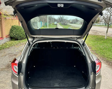 Бежевый Рено Меган, объемом двигателя 1.6 л и пробегом 194 тыс. км за 7399 $, фото 49 на Automoto.ua