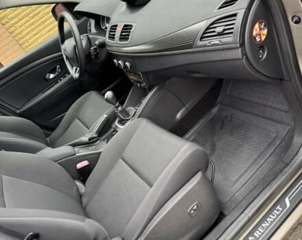 Бежевый Рено Меган, объемом двигателя 1.6 л и пробегом 194 тыс. км за 7399 $, фото 62 на Automoto.ua