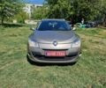 Бежевый Рено Меган, объемом двигателя 1.6 л и пробегом 253 тыс. км за 7500 $, фото 2 на Automoto.ua